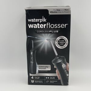 Waterpik Water Flosser Cordless Plus WP-462W - 4 Tips Included - NEW IN BOX NOS